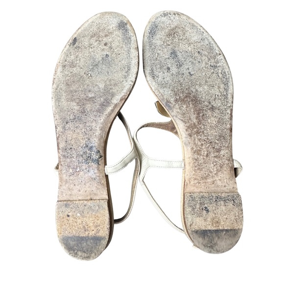 CHANEL cream leather T-Strap CC Gold Sandals - Picture 2 of 6